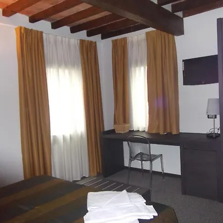 Sant'ambrogio Мини-отель Rivalta (Reggio Emilia)