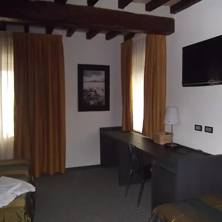 Sant'ambrogio Мини-отель 3*