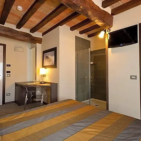 Sant'ambrogio Мини-отель 3*