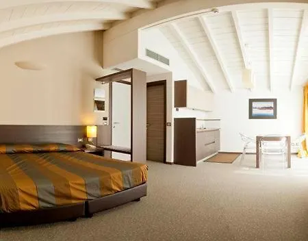 Sant'ambrogio Мини-отель 3*