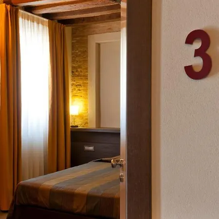 Sant'ambrogio 3*