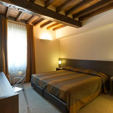 Sant'ambrogio Мини-отель 3*