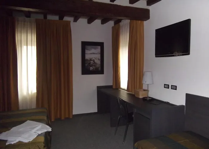 Sant'ambrogio Inn 3*